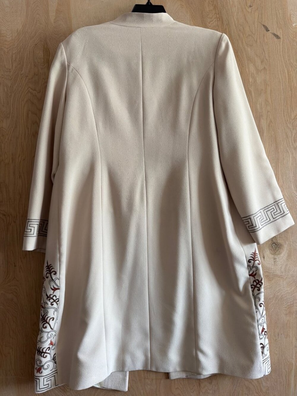 Donna Vinci 3-Pc Skirt Suit Ivory Embroidered Longline Jacket First Lady Sz 20 - Picture 5 of 16
